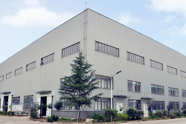 寶雞巨偉鈦業(yè)主營(yíng)產(chǎn)品有鈦合金鍛件,鈦合金棒,鈦合金加工件,鈦合金異形件,鈦靶,鉻靶,鋯靶,3D打印制粉鈦棒,鈦合金餅,鈦合金法蘭,鈦環(huán),鈦合金螺絲,鈦合金管,鈦合金方塊,TC4鈦合金鍛件,TC11鈦合金鍛件,TA15鈦合金鍛件,TC4鈦合金棒,TC11鈦合金棒,TC4鈦合金加工件,TA2鈦合金加工件,TC4鈦合金異形件,TA2鈦合金異形件,鈦靶材,鉻靶材,鋯靶材,TC4 3D打印制粉鈦棒,TA1 3D打印制粉鈦棒,TC4鈦合金餅,TC11鈦合金餅,TA15鈦合金餅,TC4鈦法蘭,TC11鈦法蘭,TA2鈦法蘭,TC4鈦合金環(huán),TC11鈦合金環(huán),TA15鈦合金環(huán),TC4鈦合金螺絲,TA2鈦合金螺絲,TC11鈦合金管,TA15鈦合金管,TC11鈦合金方塊,TC4鈦合金方塊,TA2鈦合金方塊,規(guī)格齊全，庫(kù)存充足